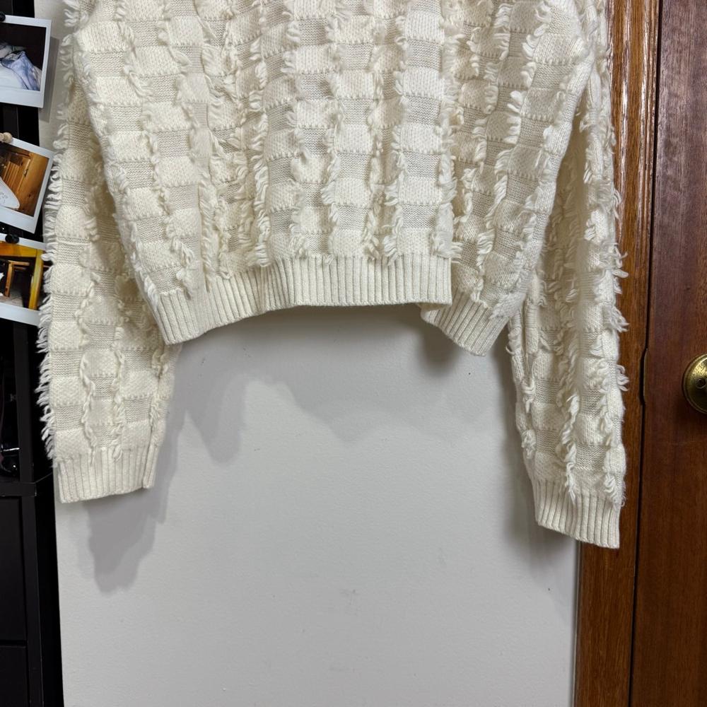 Beige Sweater Women Size Medium Oversized Wool Pullover Longsleeves Fringe Boho - Picture 8 of 16